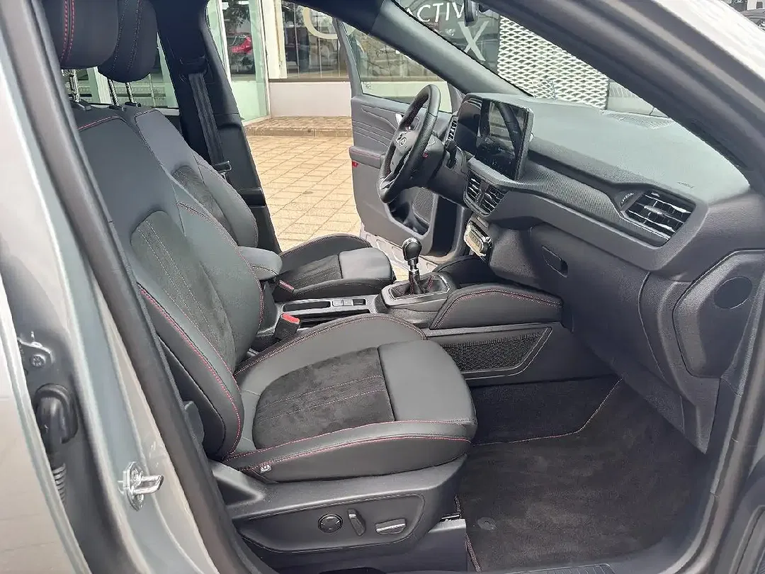 Ford Kuga - Thumbnail 9