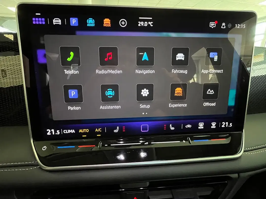 Volkswagen Tiguan - Thumbnail 18