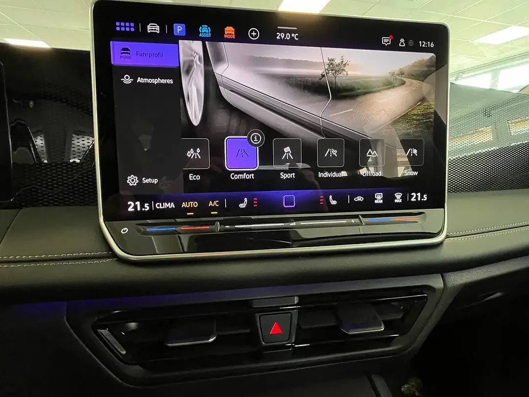 Volkswagen Tiguan - Thumbnail 20