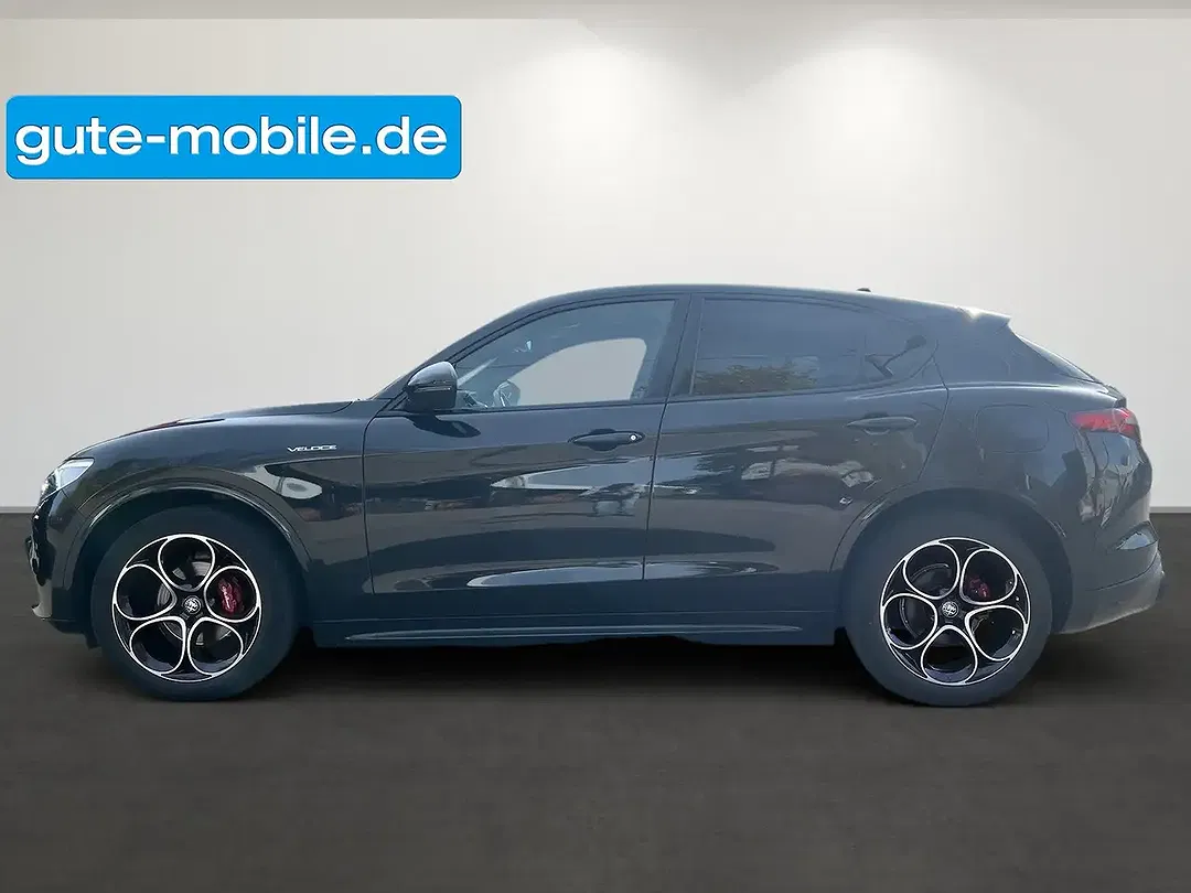 Alfa Romeo Stelvio - Thumbnail 13