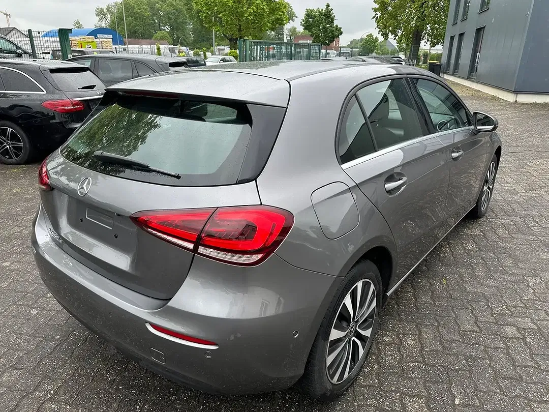 Mercedes-Benz A 250 7G-DCT Style - foto 2