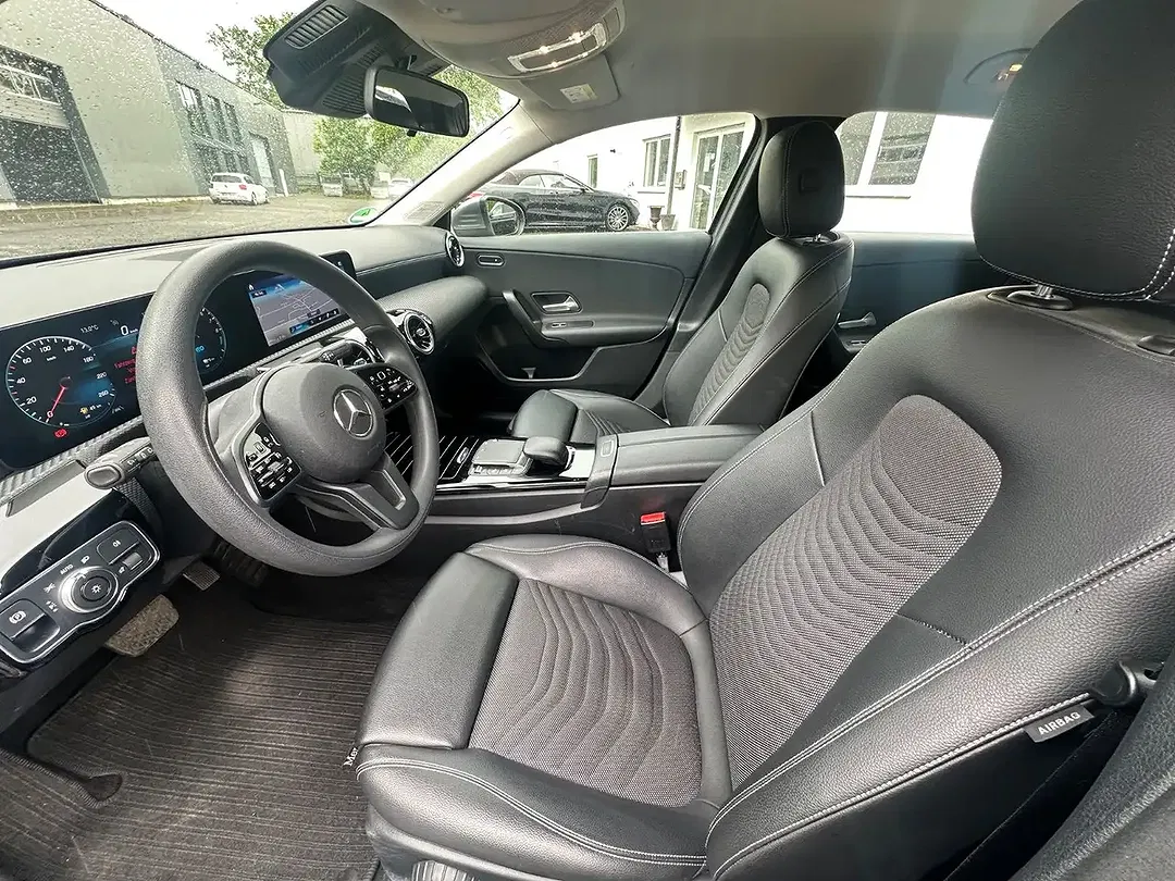 Mercedes-Benz A 250 - Thumbnail 4