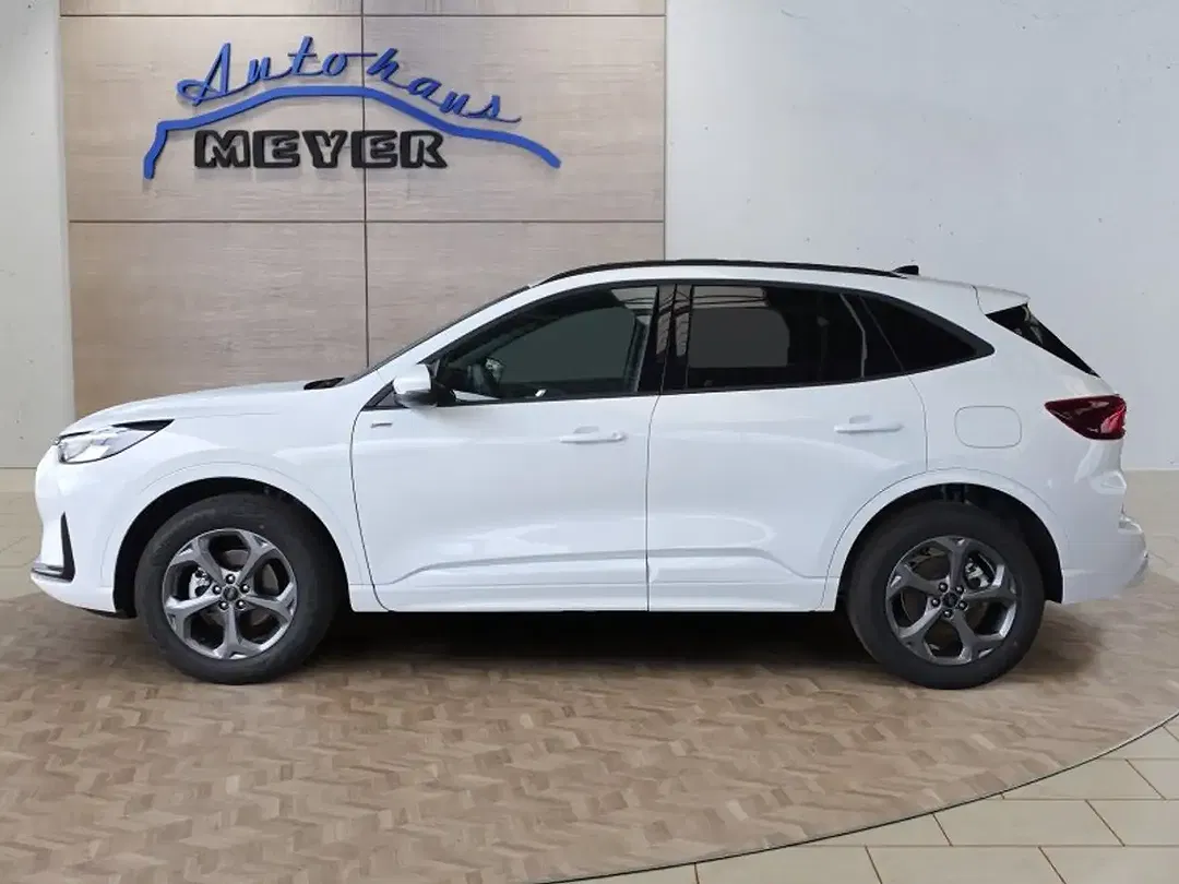 Ford Kuga - Thumbnail 2