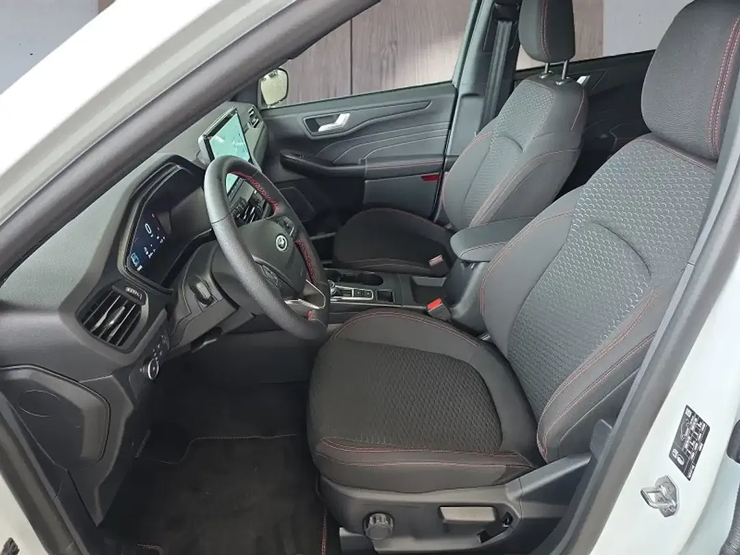 Ford Kuga - Thumbnail 9