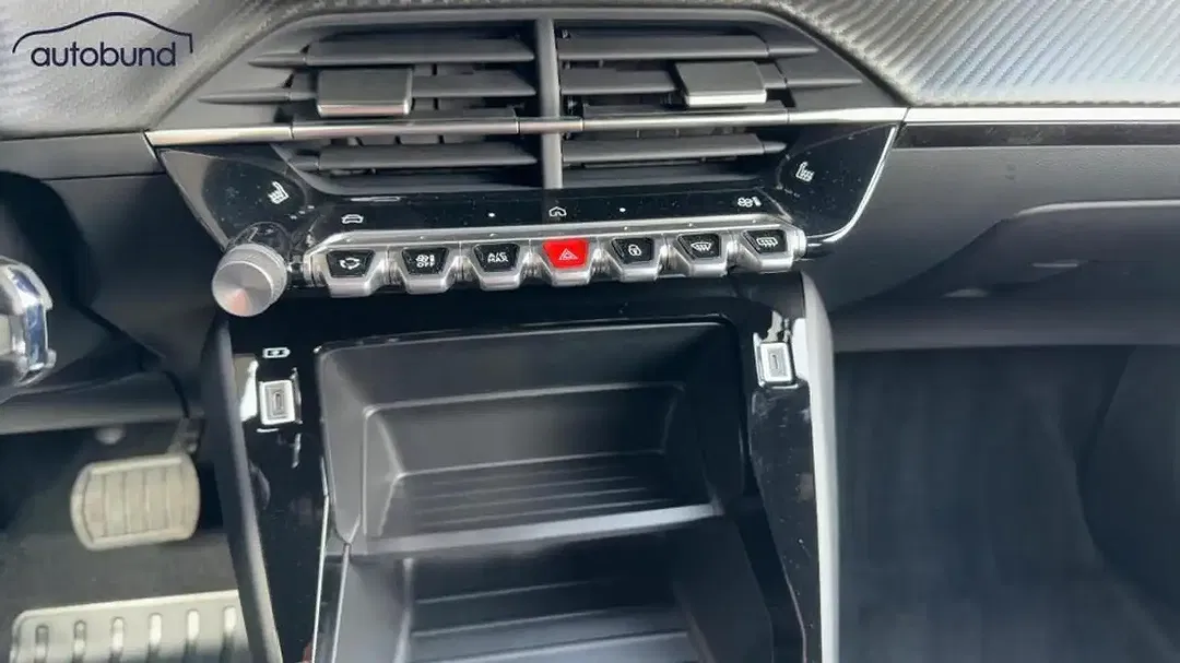 Peugeot 2008 - Thumbnail 13