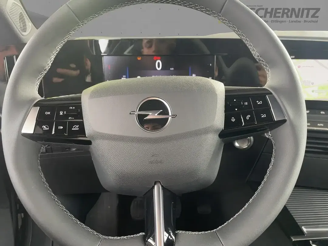 Opel Astra - Thumbnail 9