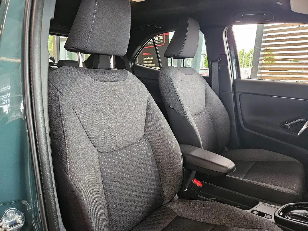 Toyota Yaris Cross - Thumbnail 18