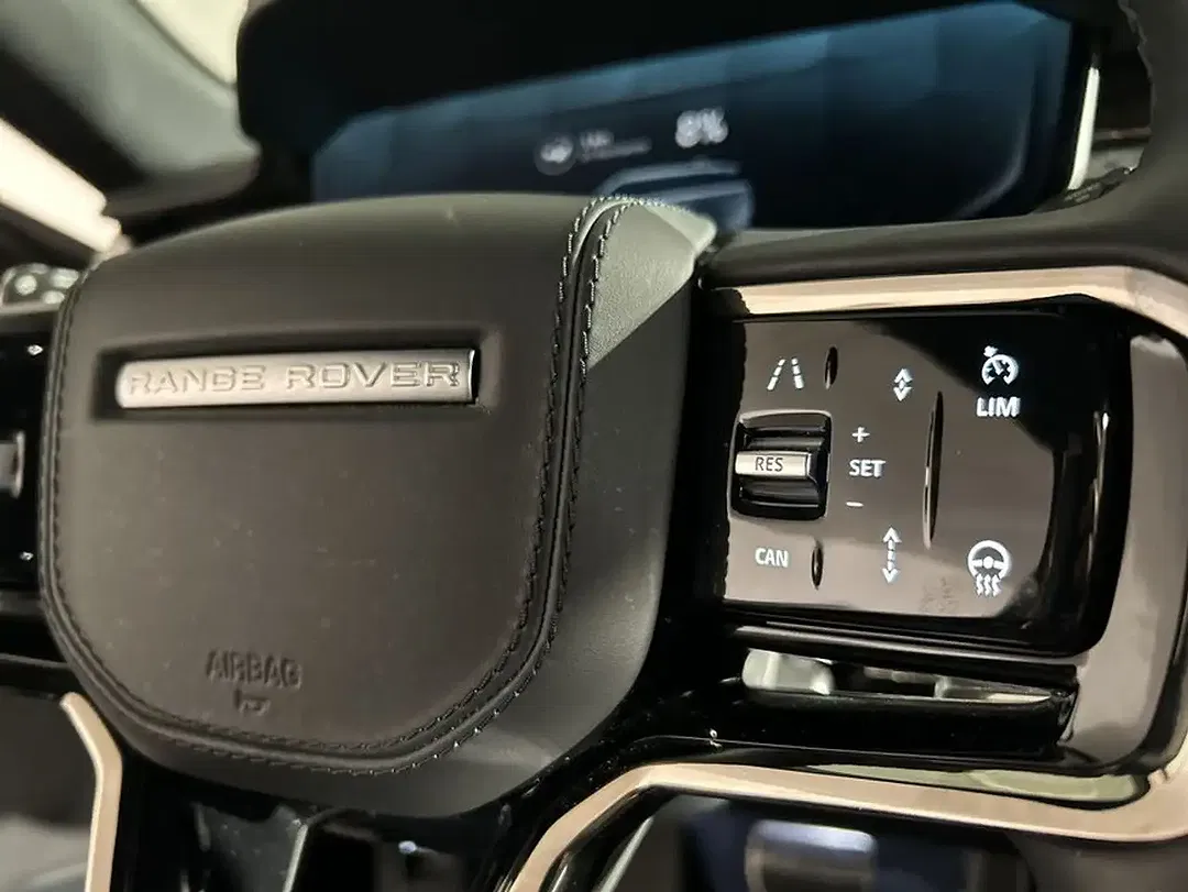 Land Rover Range Rover Sport - Thumbnail 17