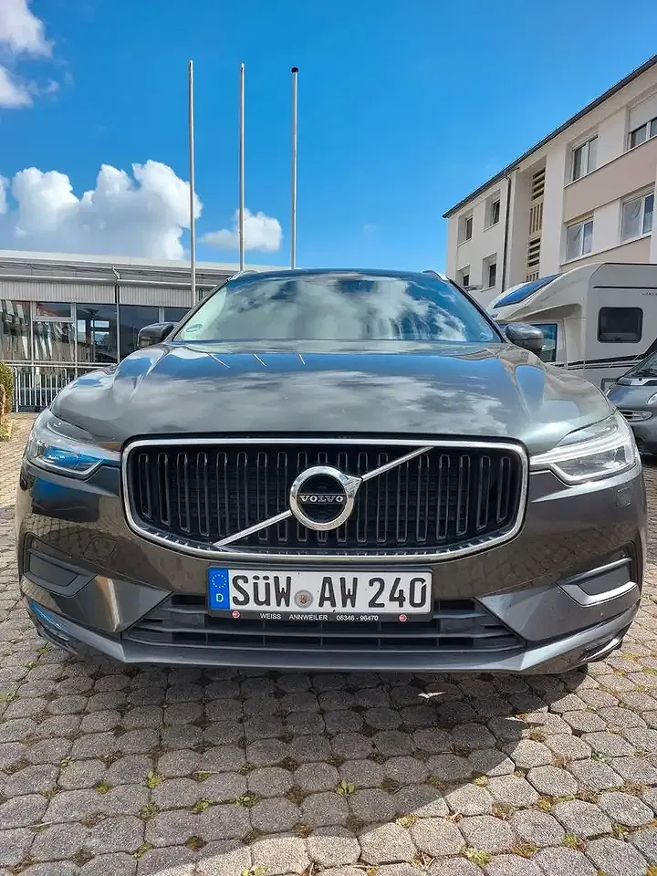 Volvo XC60 Momentum Pro - foto 2
