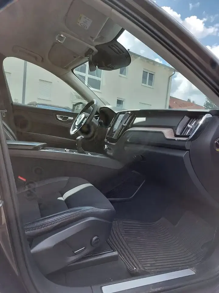 Volvo XC60 - Thumbnail 7