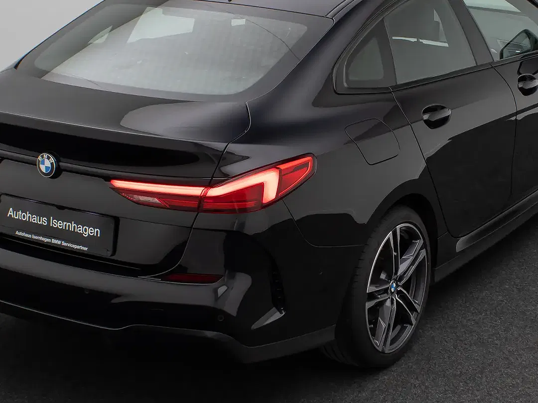 BMW 218 - Thumbnail 16