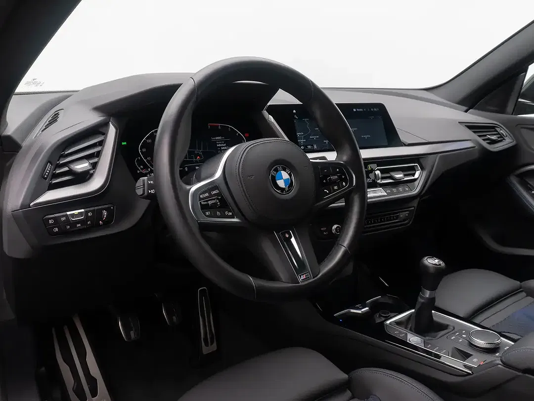 BMW 218 - Thumbnail 20