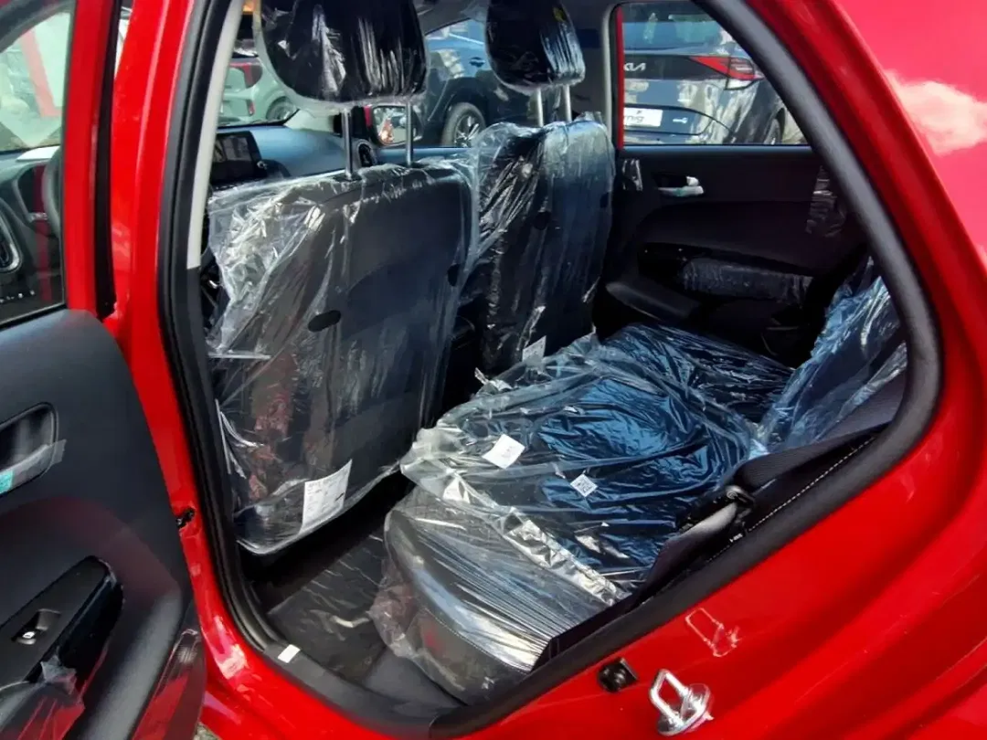 Kia Picanto - Thumbnail 9