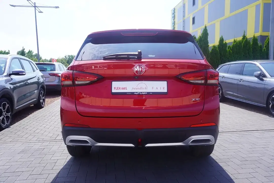 MG ZS - Thumbnail 3
