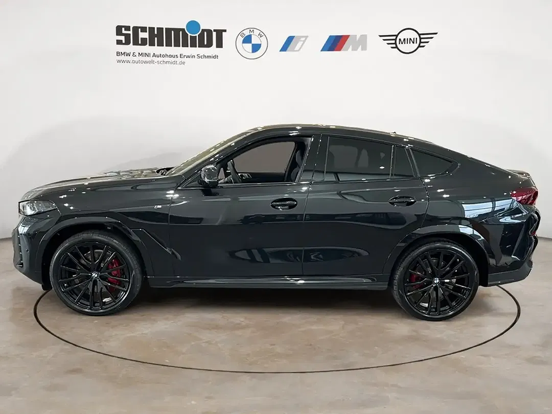 BMW X6 M - Thumbnail 3