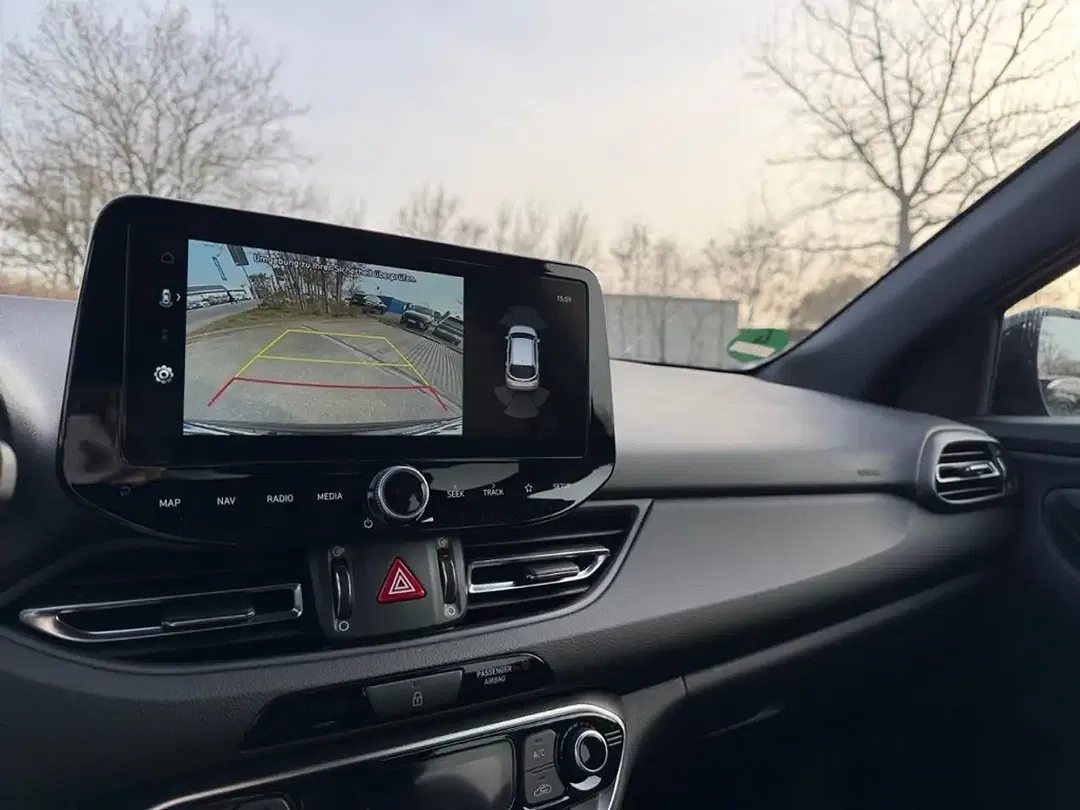 Hyundai i30 - Thumbnail 15