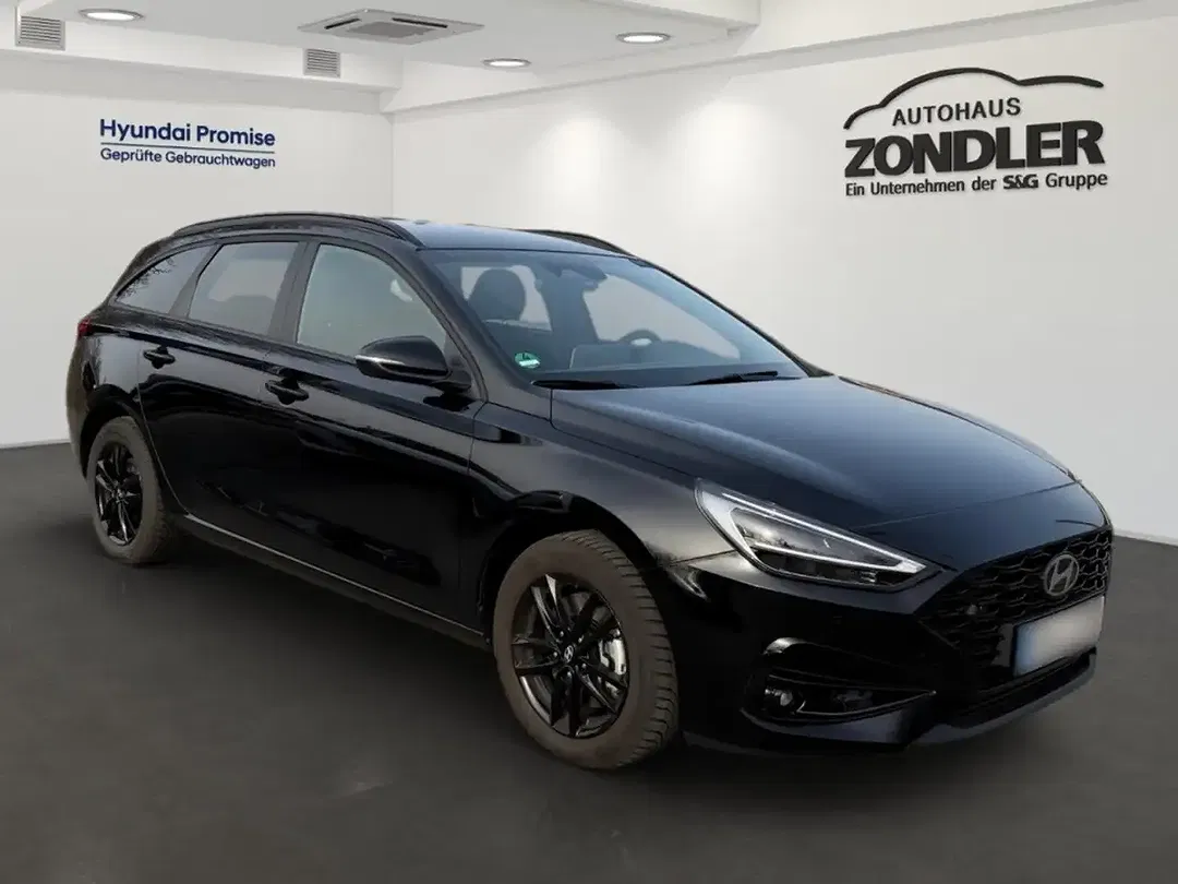 Hyundai i30 - Thumbnail 2