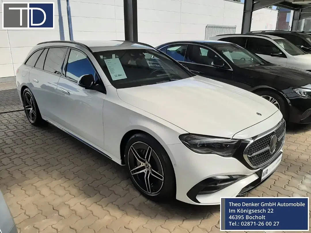 Mercedes-Benz E 220 - Thumbnail 1