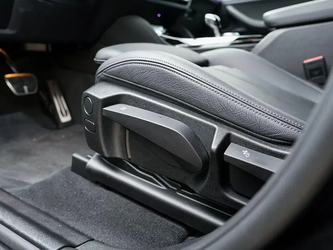 BMW X4 - Thumbnail 5
