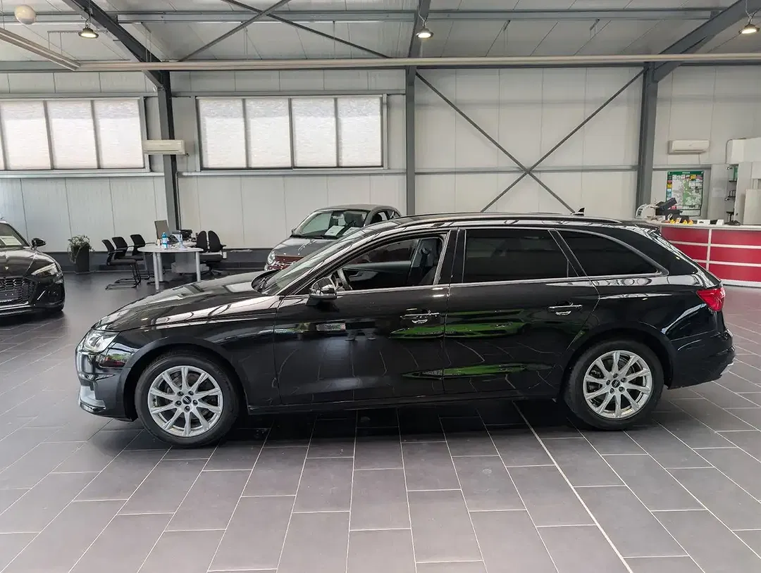 Audi A4 - Thumbnail 7