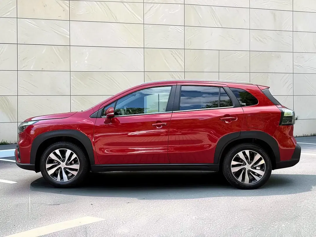 Suzuki SX4 S-Cross - Thumbnail 9