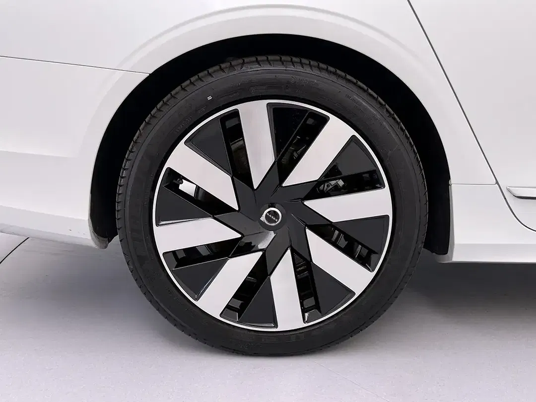 Volvo V90 - Thumbnail 11
