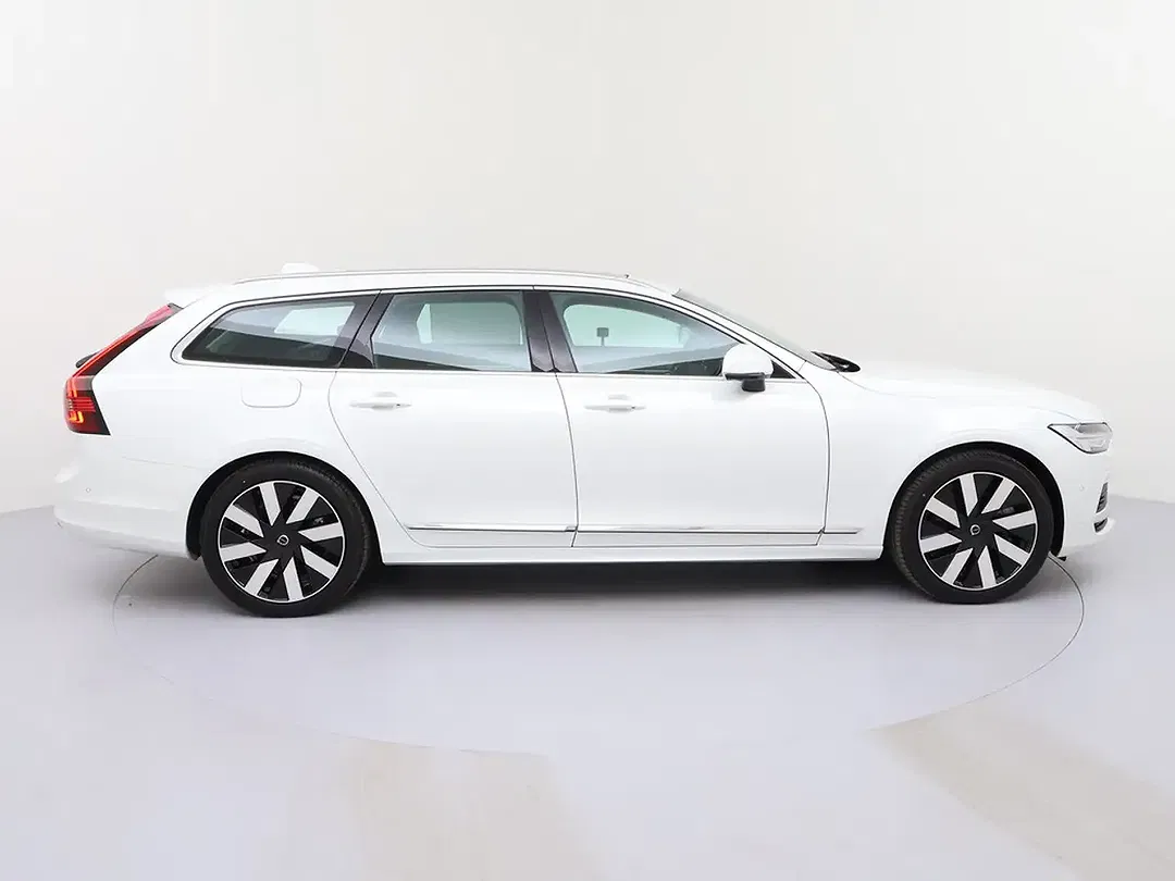 Volvo V90 - Thumbnail 4