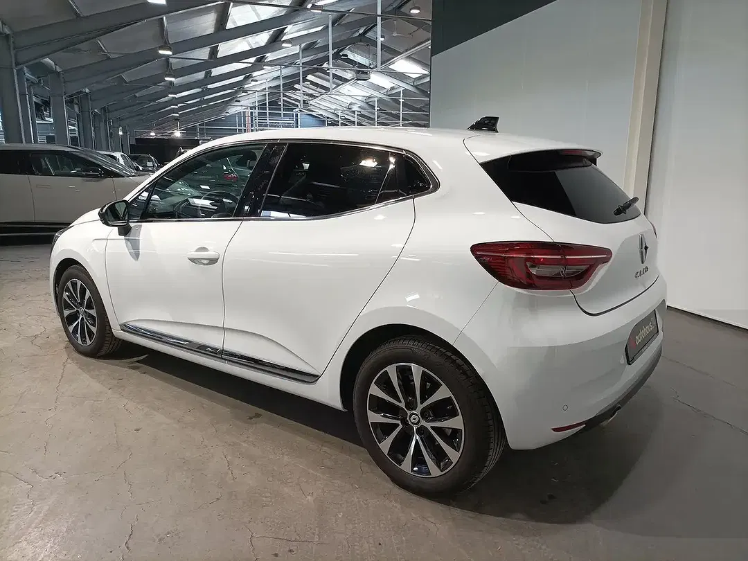 Renault Clio - Thumbnail 4