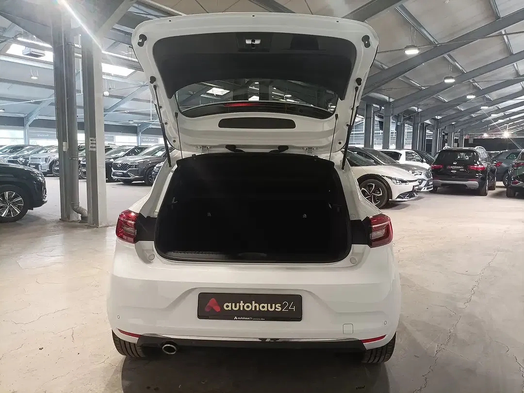 Renault Clio - Thumbnail 6