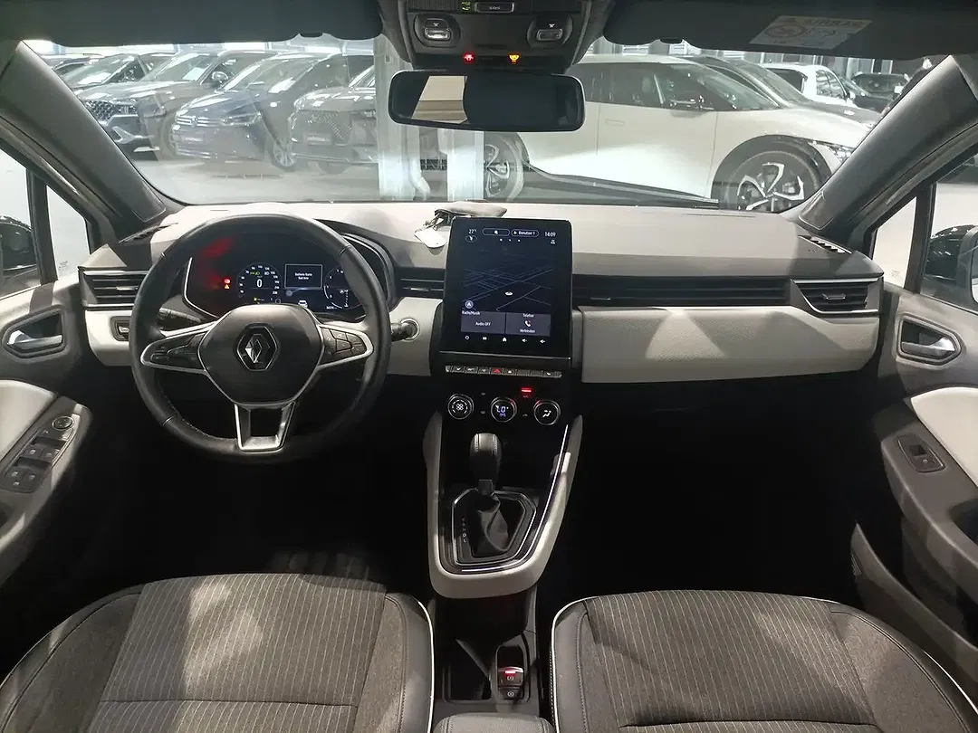 Renault Clio - Thumbnail 9