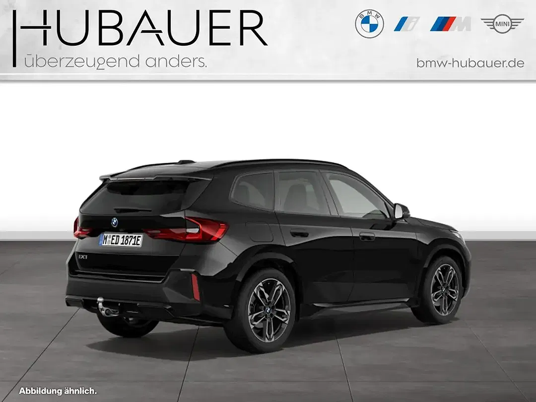 BMW iX1 - Thumbnail 2