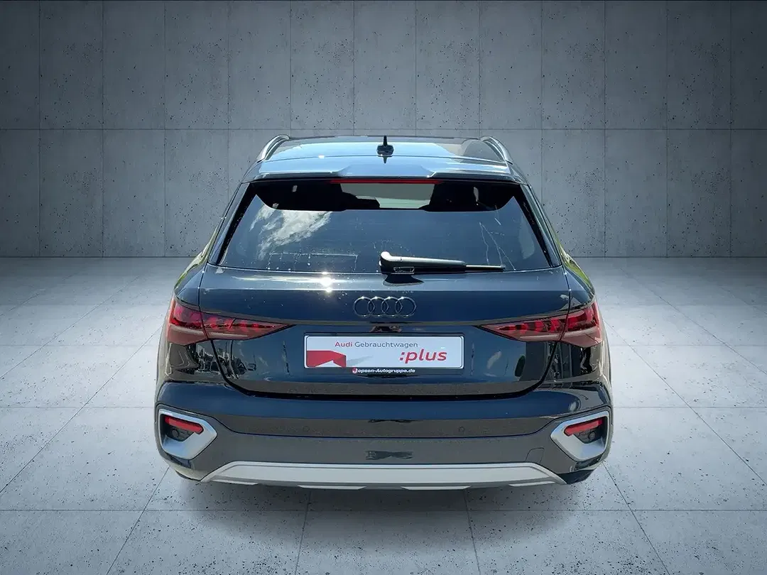 Audi A3 - Thumbnail 4
