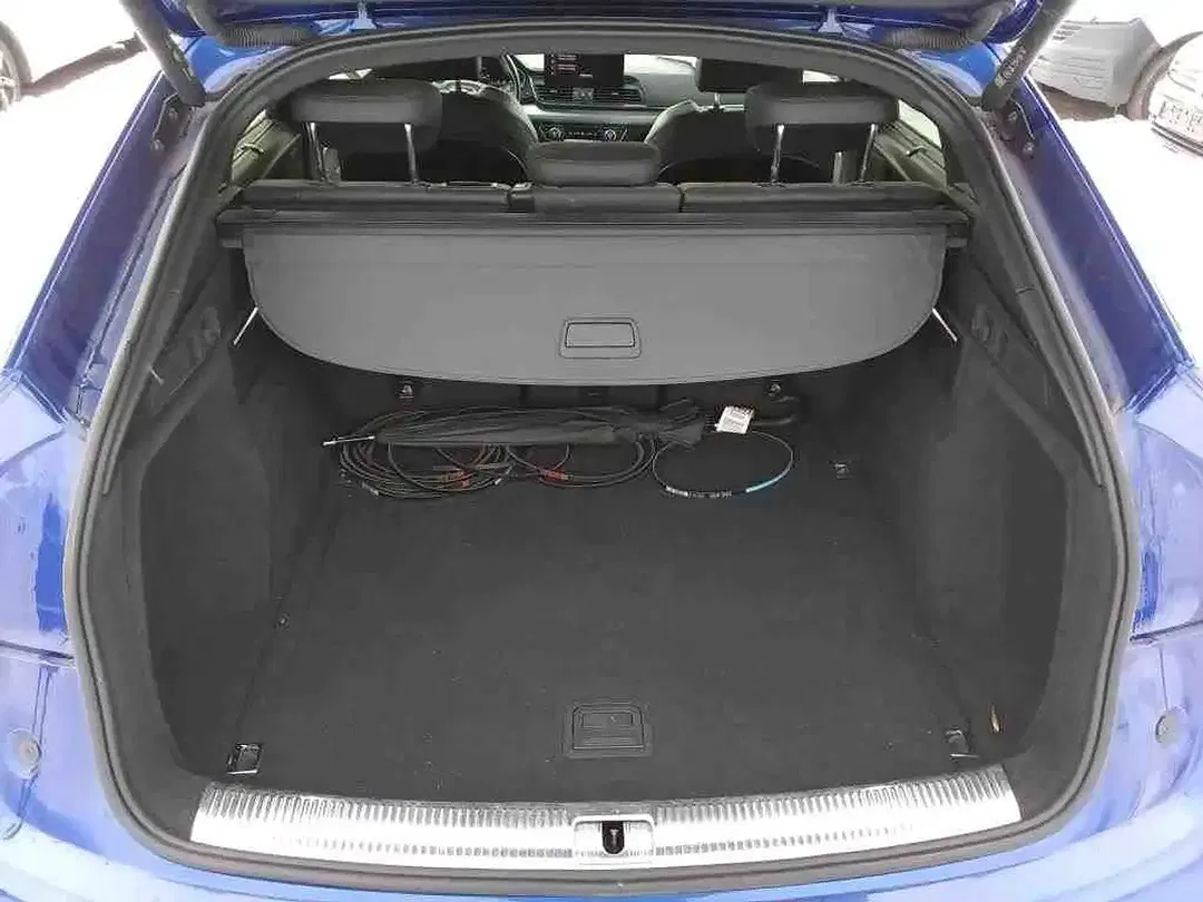 Audi SQ5 - Thumbnail 7