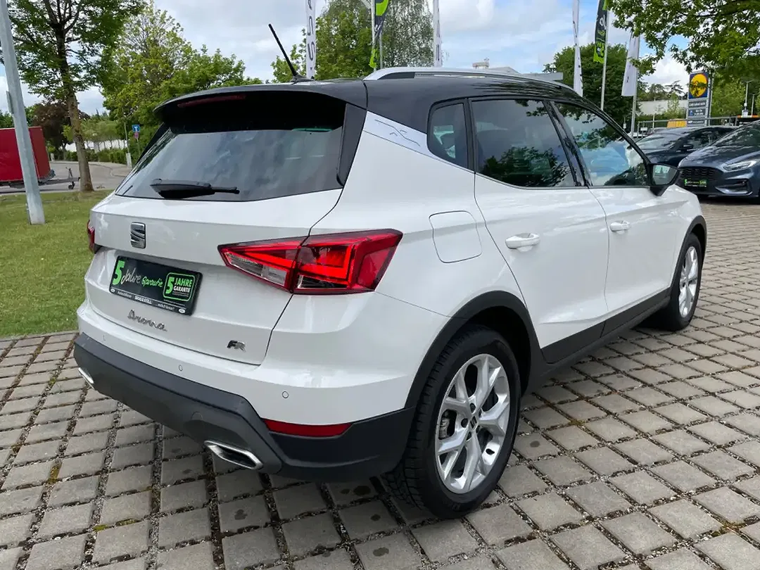 SEAT Arona - Thumbnail 5