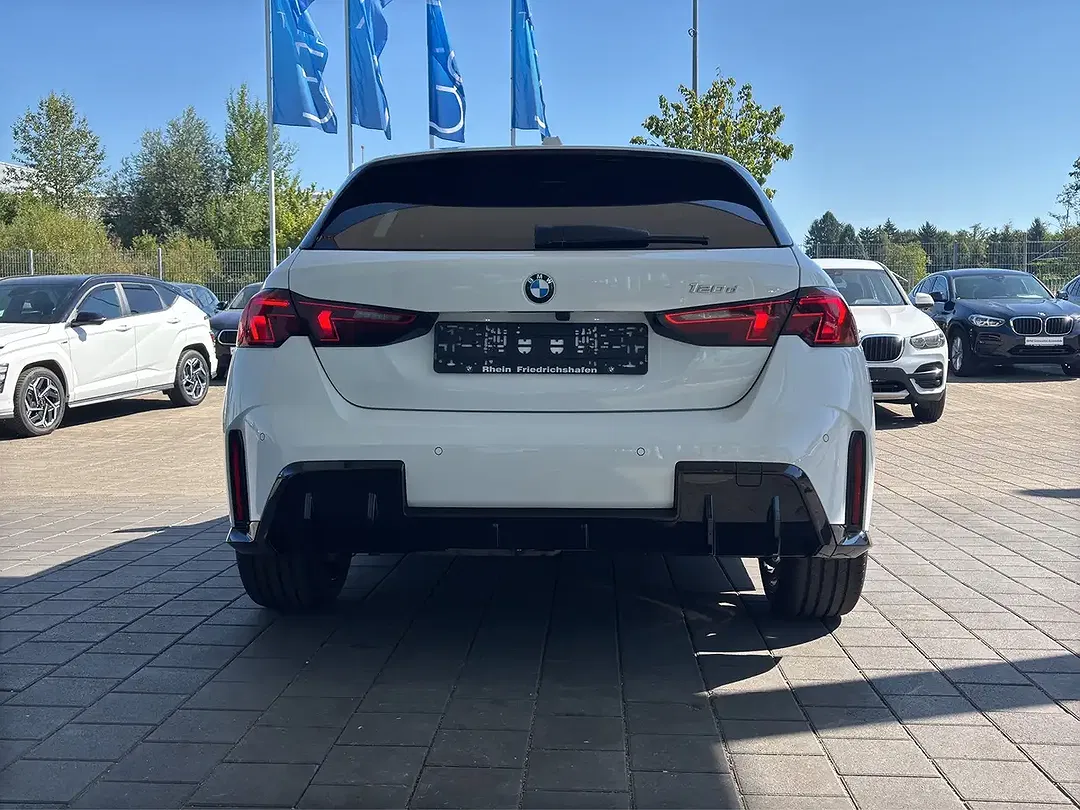 BMW 120 - Thumbnail 4