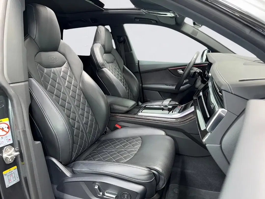 Audi SQ8 - Thumbnail 13