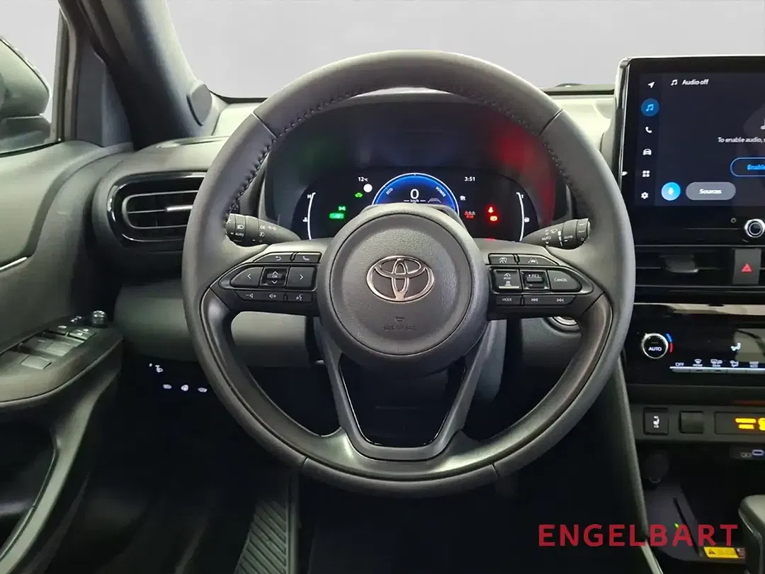 Toyota Yaris Cross - Thumbnail 8