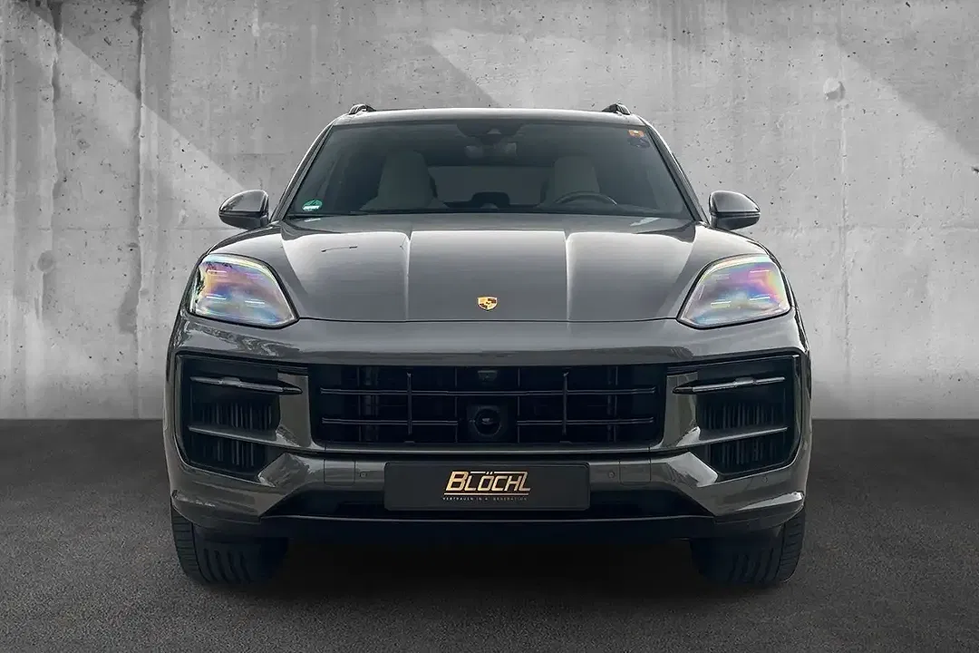 Porsche Cayenne - Thumbnail 8