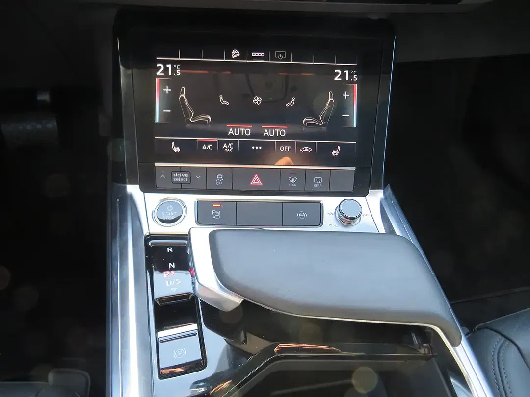 Audi e-tron - Thumbnail 14