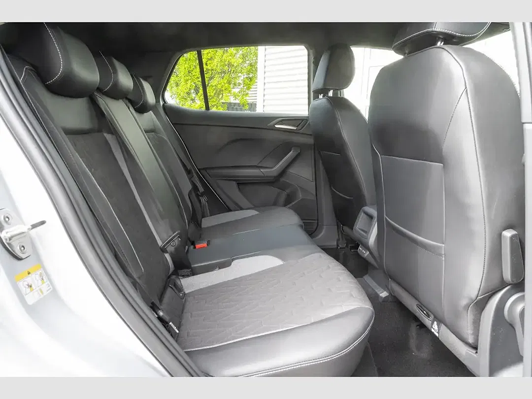 Volkswagen T-Cross - Thumbnail 9