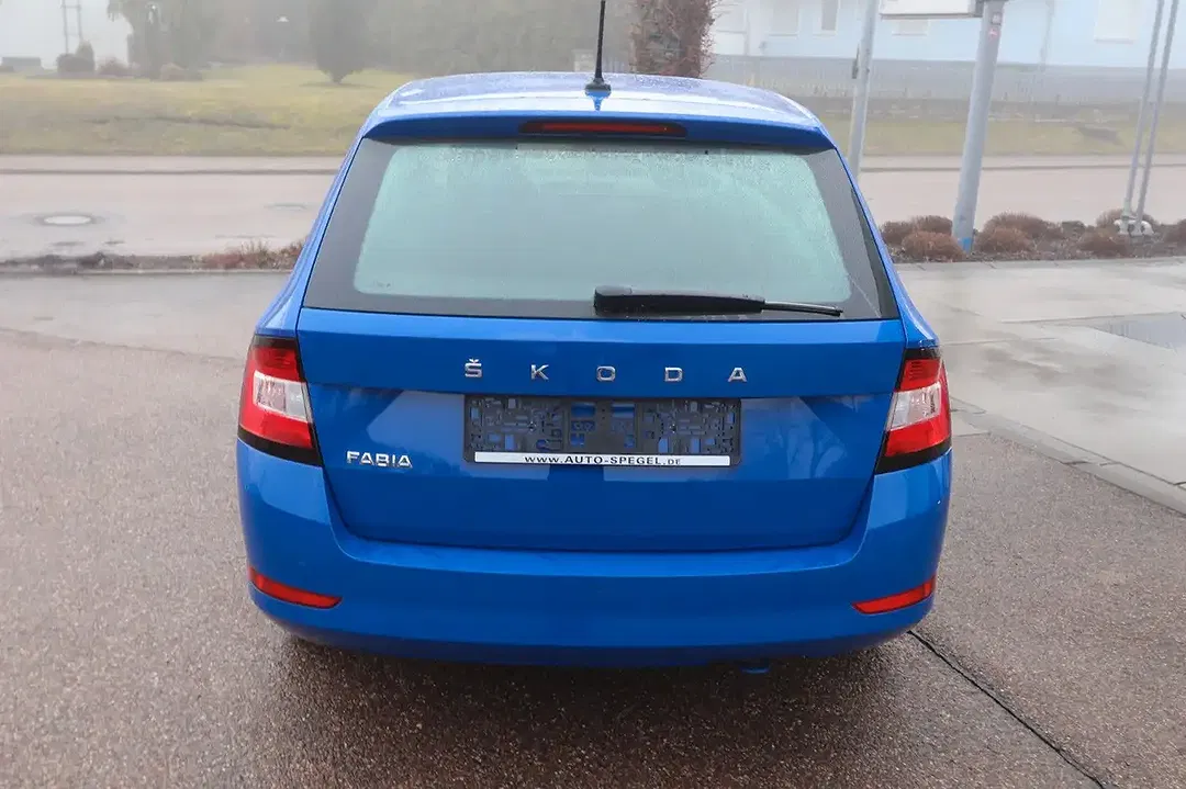 Skoda Fabia - Thumbnail 8