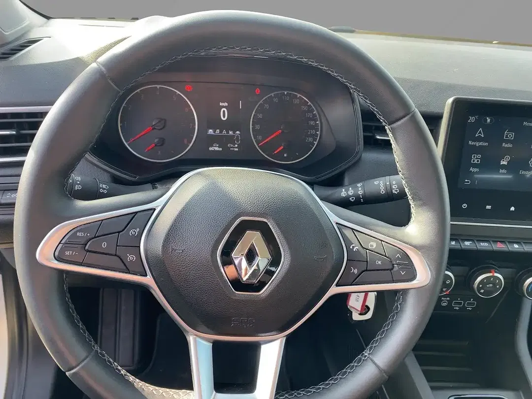 Renault Clio - Thumbnail 10