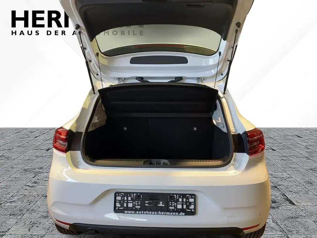 Renault Clio - Thumbnail 6