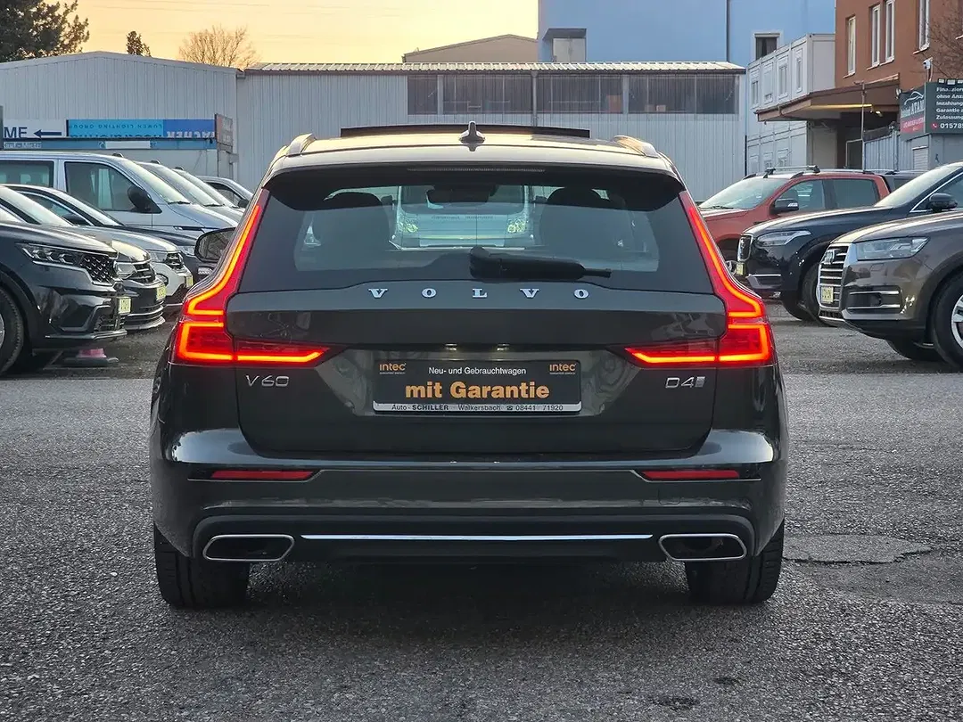 Volvo V60 - Thumbnail 5