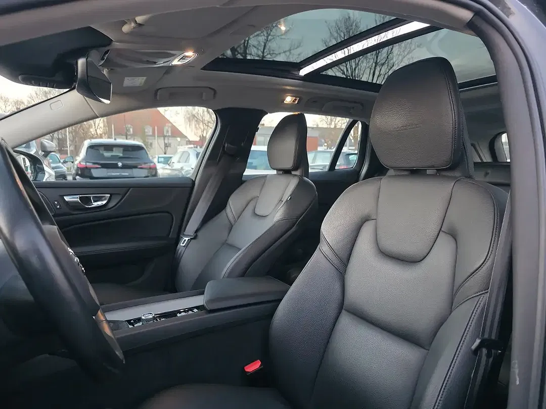 Volvo V60 - Thumbnail 8