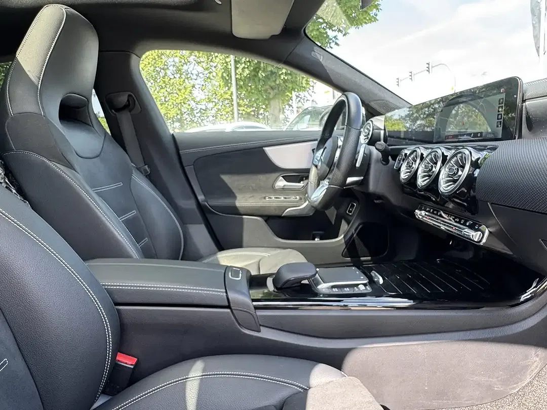 Mercedes-Benz CLA 250 - Thumbnail 17