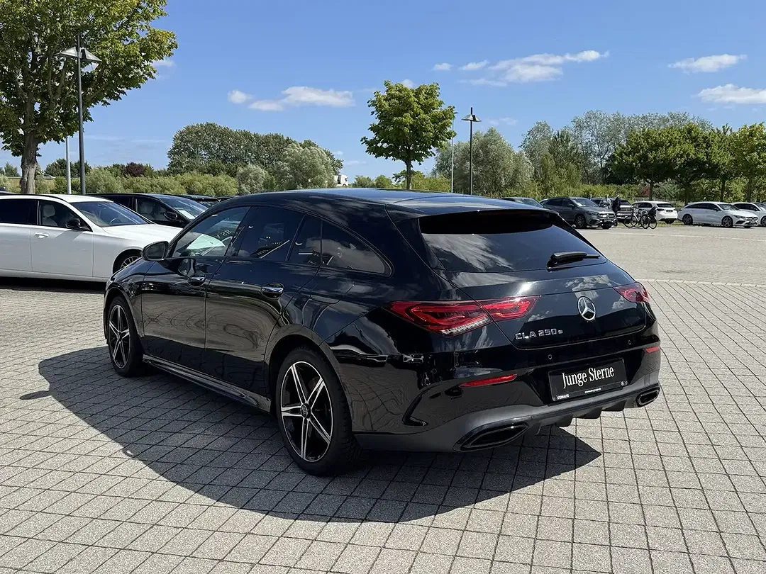 Mercedes-Benz CLA 250 - Thumbnail 5