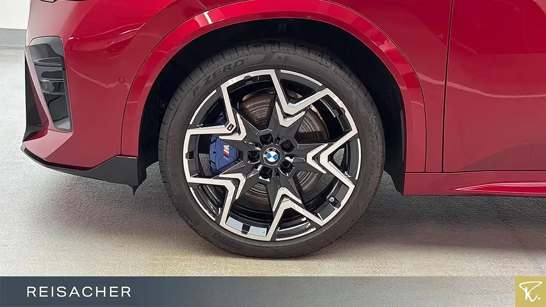 BMW X2 - Thumbnail 3