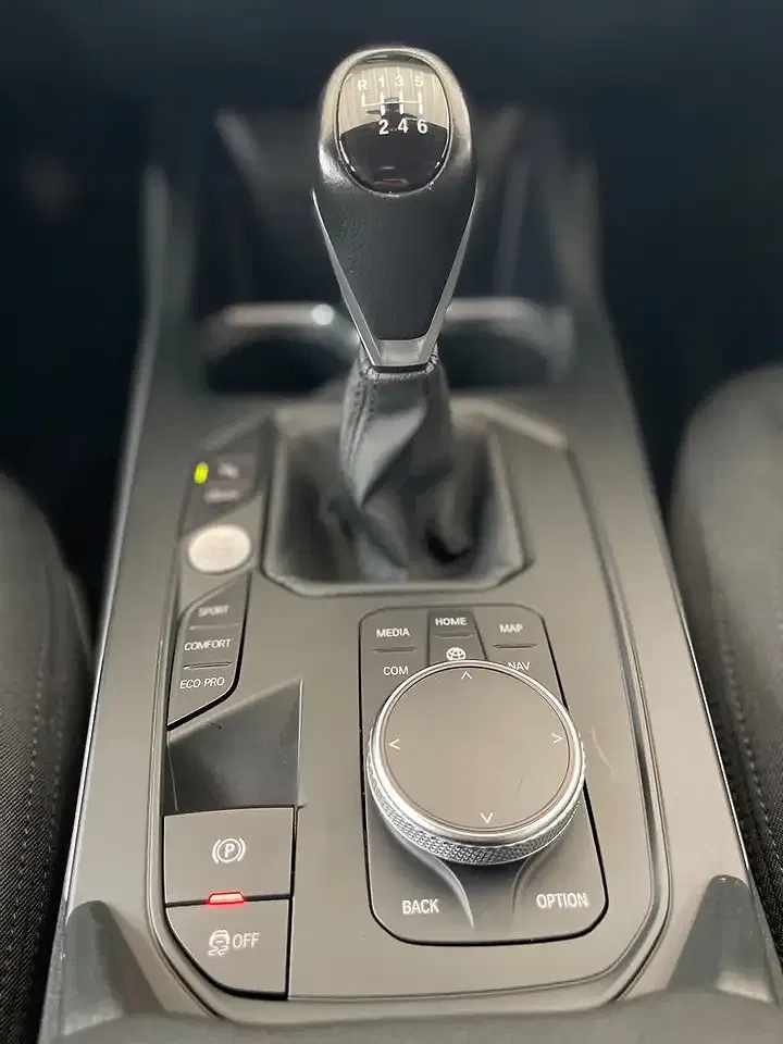 BMW 118 - Thumbnail 13