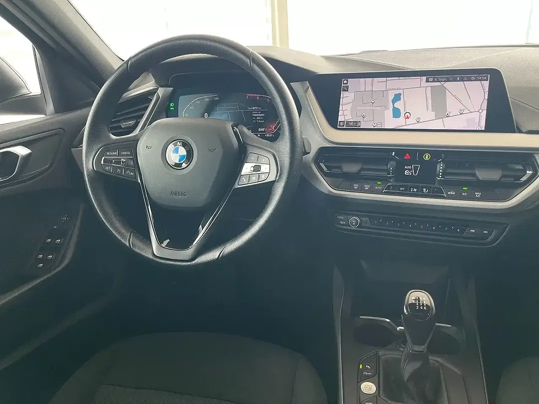 BMW 118 - Thumbnail 14